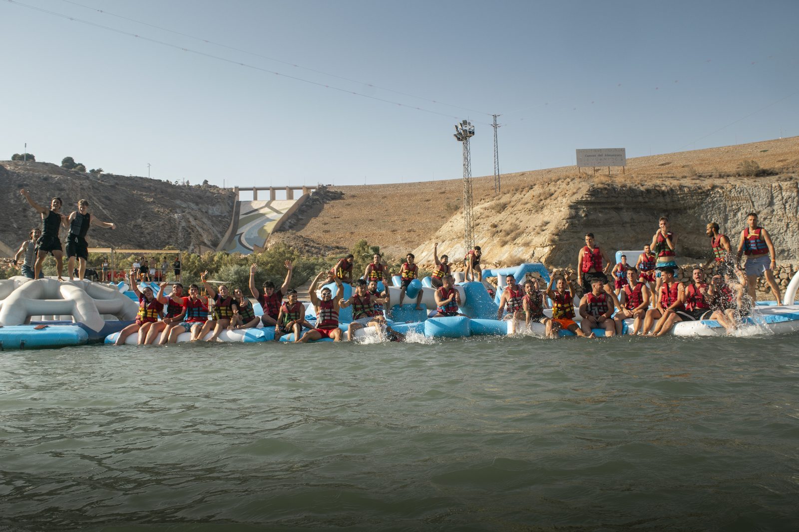 2H Wake, Dmuchańce and Food at Lunar Cable Park
