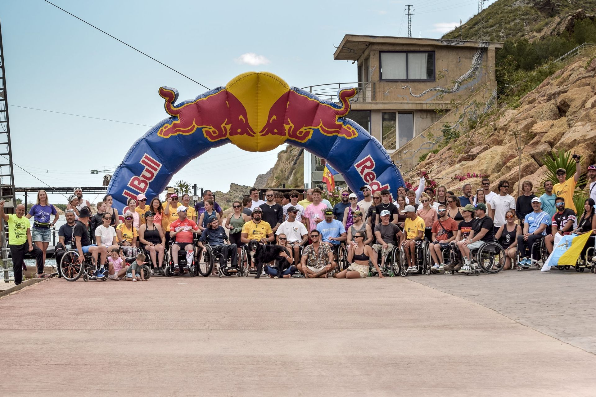 Wings for Life World Run 2025 grupo en Lunar Cable Park Almería